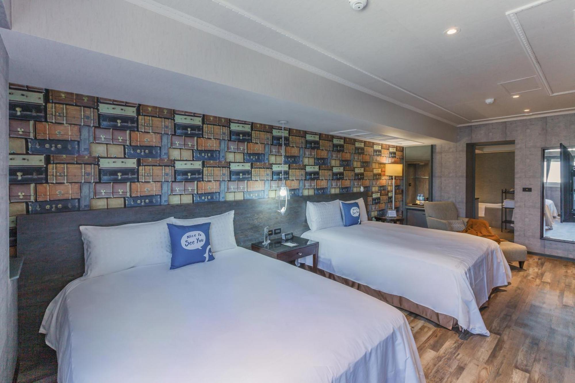 CU Hotel Kaohsiung Bagian luar foto